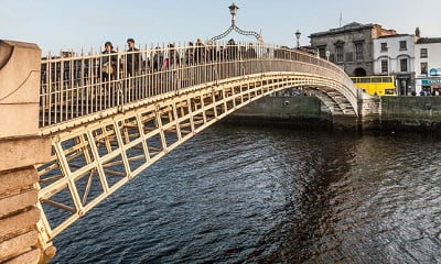 Example of Foot bridge - The Halfpenny Bridge, Dublin